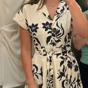 Chic Black and White Floral Mini Dress